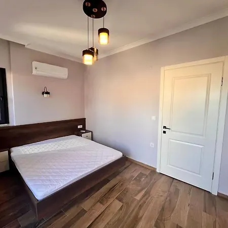 Merkezde 3 Yatak Odali Old Town Villa